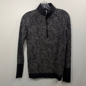 Lululemon Women Rest Less 1/2 Zip Pull Over Black White size 6